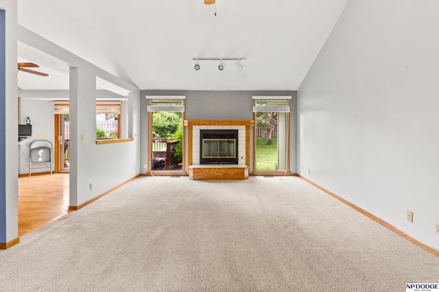16576 Adams Street, Omaha, NE 68135