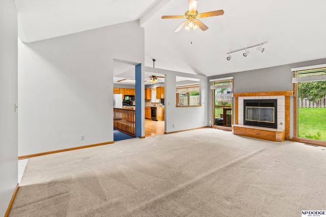 16576 Adams Street, Omaha, NE 68135