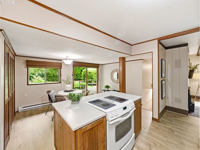 5755 CHILDS Rd, Lake Oswego, OR 97035