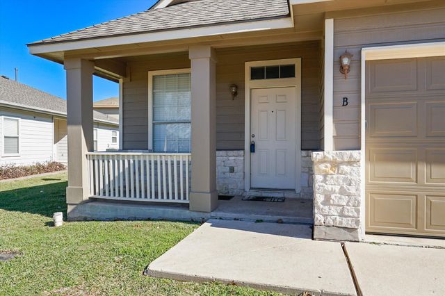 2858 Southampton WAY B, Round Rock, TX 78664