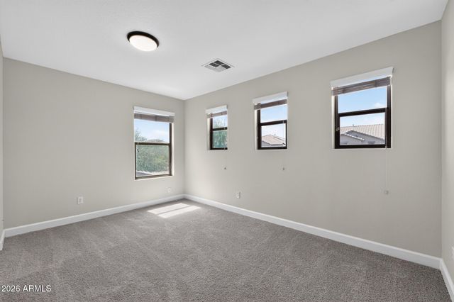 789 E COWBOY COVE Trail, San Tan Valley, AZ 85143