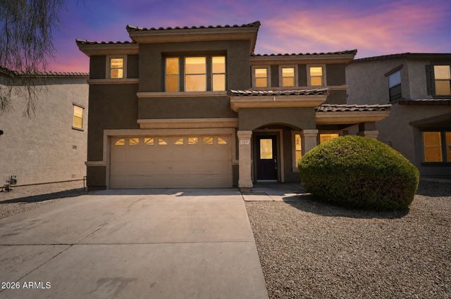 789 E COWBOY COVE Trail, San Tan Valley, AZ 85143