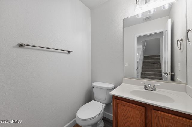 789 E COWBOY COVE Trail, San Tan Valley, AZ 85143