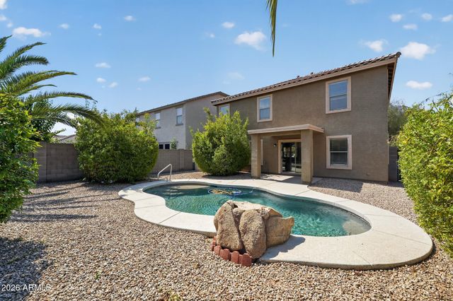 789 E COWBOY COVE Trail, San Tan Valley, AZ 85143