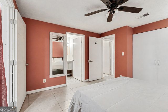 4734 White Oak Trail, Stone Mountain, GA 30088