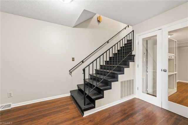707 Impala Avenue, High Point, NC 27265