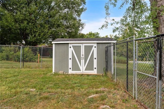 707 Impala Avenue, High Point, NC 27265