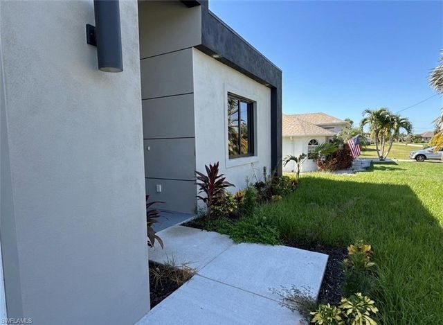 2325 NW 37th PL, Cape Coral, FL 33993