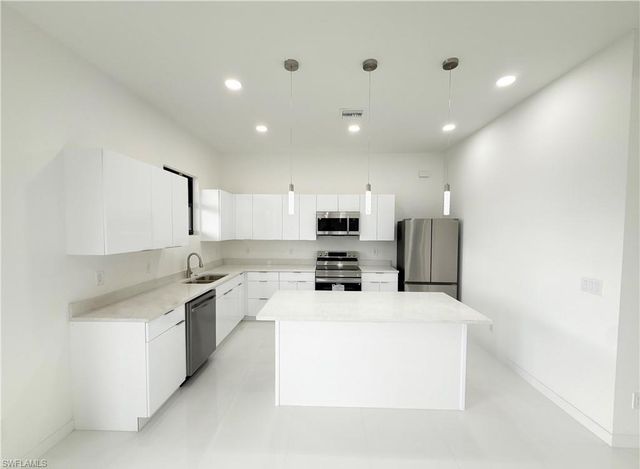 2325 NW 37th PL, Cape Coral, FL 33993
