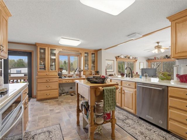 2620 Reeves Island Road, Richfield, NC 28137