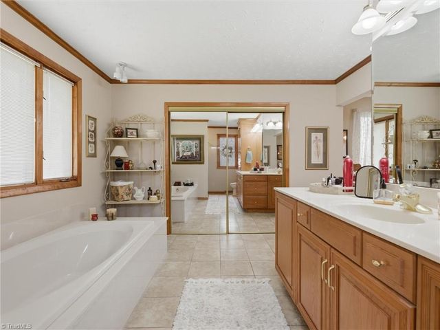 2620 Reeves Island Road, Richfield, NC 28137
