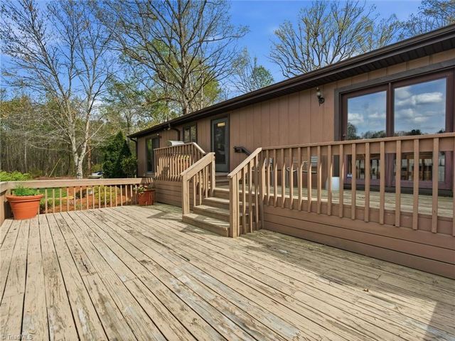 2620 Reeves Island Road, Richfield, NC 28137