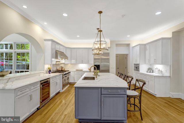 841 LEIGH MILL ROAD, Great Falls, VA 22066