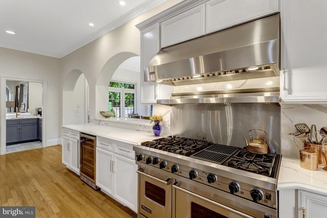 841 LEIGH MILL ROAD, Great Falls, VA 22066