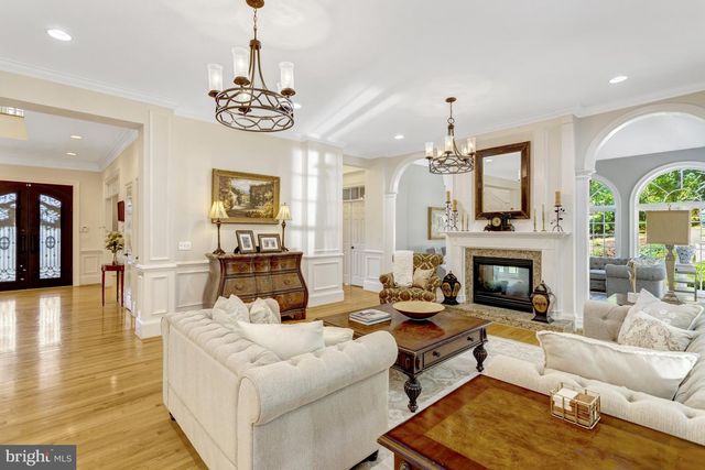 841 LEIGH MILL ROAD, Great Falls, VA 22066