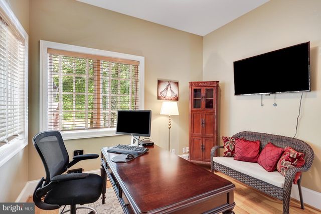 841 LEIGH MILL ROAD, Great Falls, VA 22066