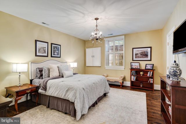 841 LEIGH MILL ROAD, Great Falls, VA 22066