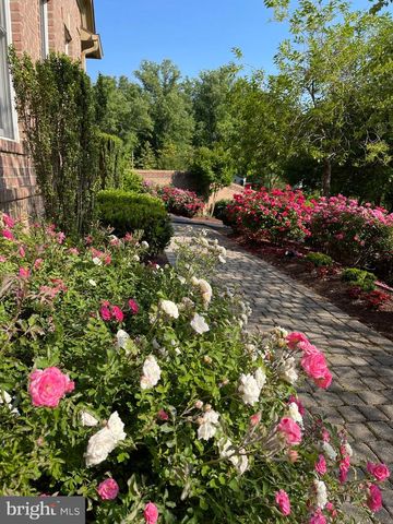 841 LEIGH MILL ROAD, Great Falls, VA 22066