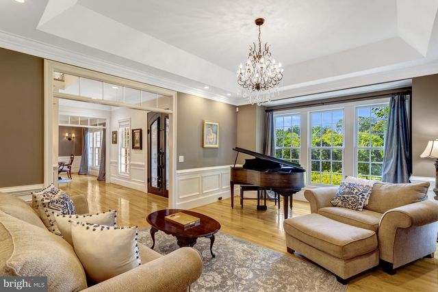 841 LEIGH MILL ROAD, Great Falls, VA 22066