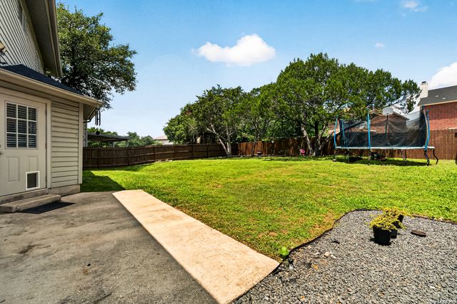 17507 EMERALD CANYON DR, San Antonio, TX 78232