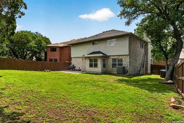 17507 EMERALD CANYON DR, San Antonio, TX 78232