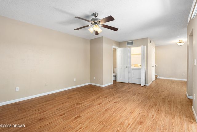 61 Springwood Square, Port Orange, FL 32129