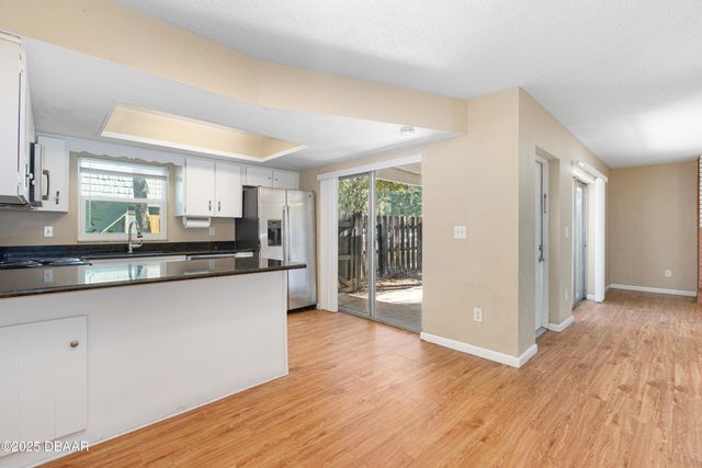 61 Springwood Square, Port Orange, FL 32129