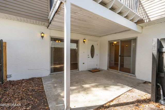 61 Springwood Square, Port Orange, FL 32129