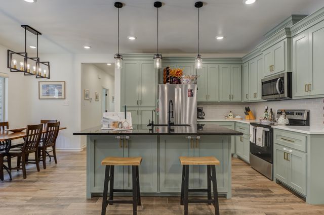 61 Amesbury Court, Lubbock, TX 79416