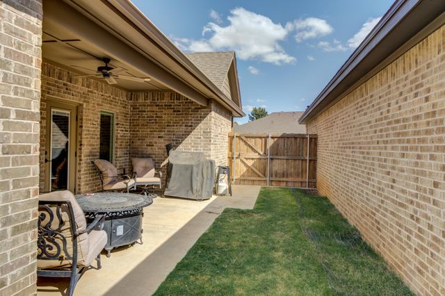 61 Amesbury Court, Lubbock, TX 79416