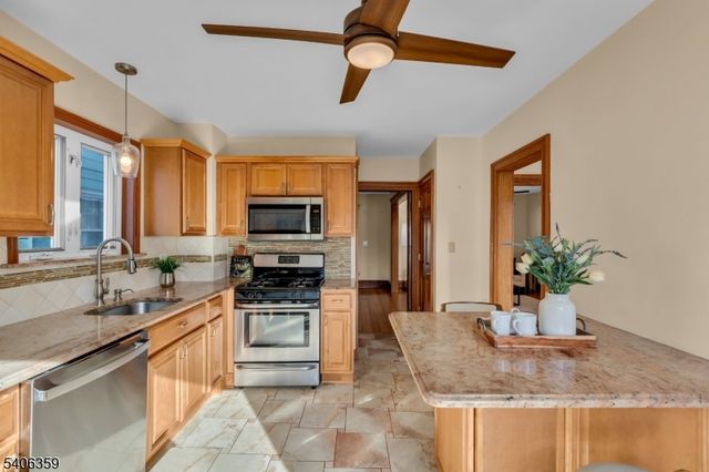 308 Sherman Ave, Roselle Park Boro, NJ 07204