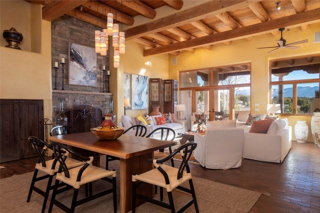 18 Bella Loma, Santa Fe, NM 87506