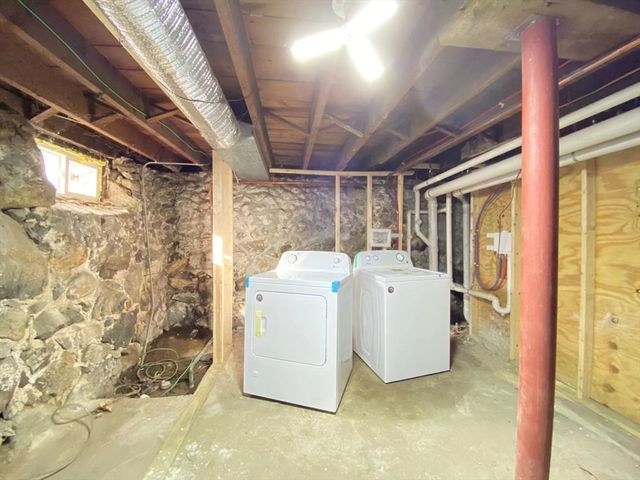 70 Francis St 70, Waltham, MA 02451