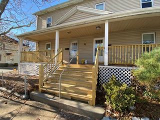 70 Francis St 70, Waltham, MA 02451