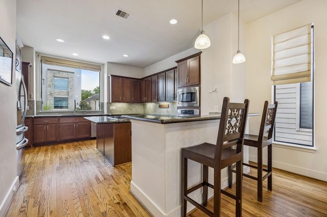 4414 Floyd Street, Houston, TX 77007