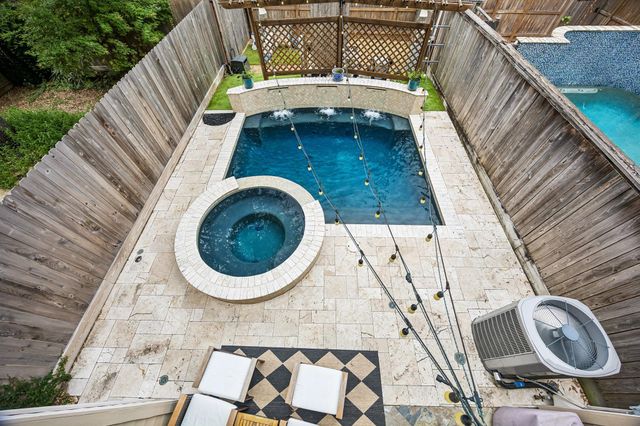 4414 Floyd Street, Houston, TX 77007