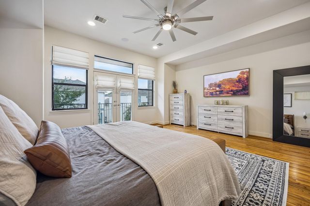 4414 Floyd Street, Houston, TX 77007