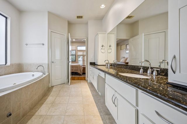 4414 Floyd Street, Houston, TX 77007