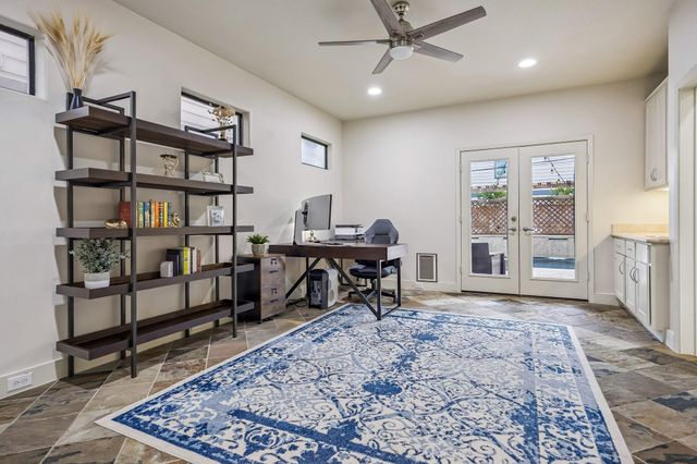 4414 Floyd Street, Houston, TX 77007