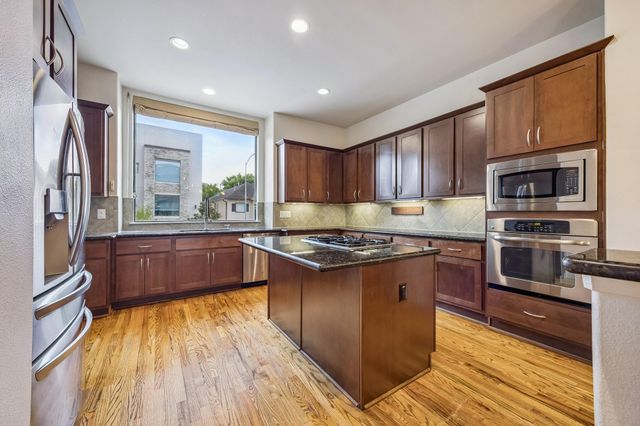 4414 Floyd Street, Houston, TX 77007