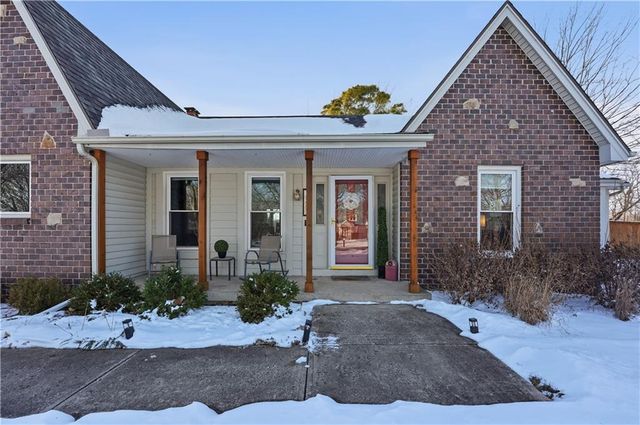 19680 Birch Street, Stilwell, KS 66085