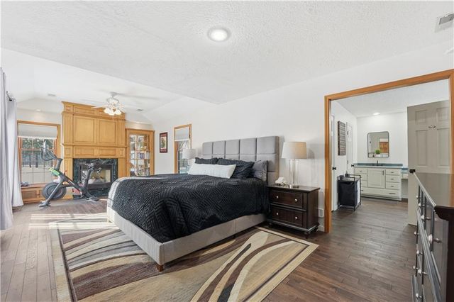 19680 Birch Street, Stilwell, KS 66085