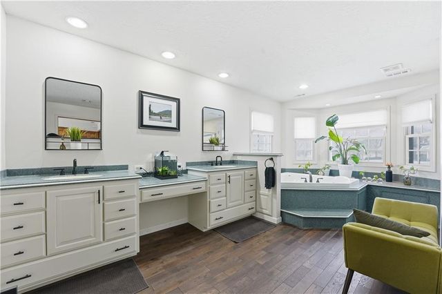 19680 Birch Street, Stilwell, KS 66085