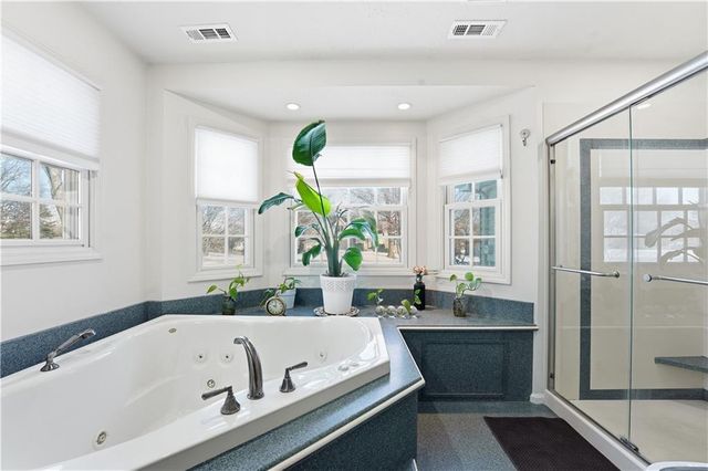 19680 Birch Street, Stilwell, KS 66085