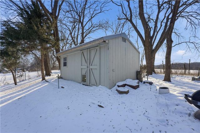 19680 Birch Street, Stilwell, KS 66085