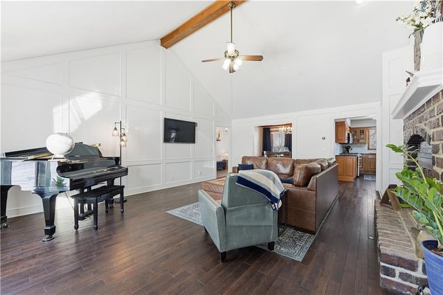 19680 Birch Street, Stilwell, KS 66085