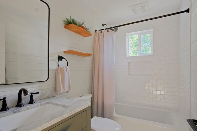 9 Judith Rd, Weymouth, MA 02191