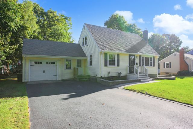 9 Judith Rd, Weymouth, MA 02191