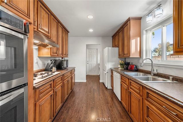 1420 N Sacramento, Orange, CA 92867