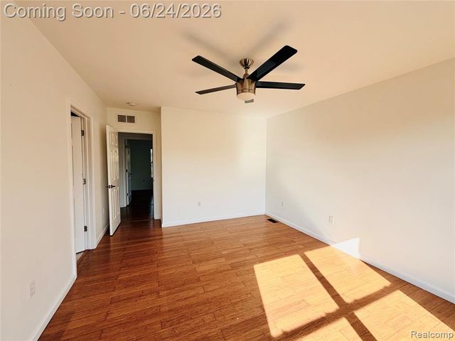 7621 Woodward Avenue, Detroit, MI 48202